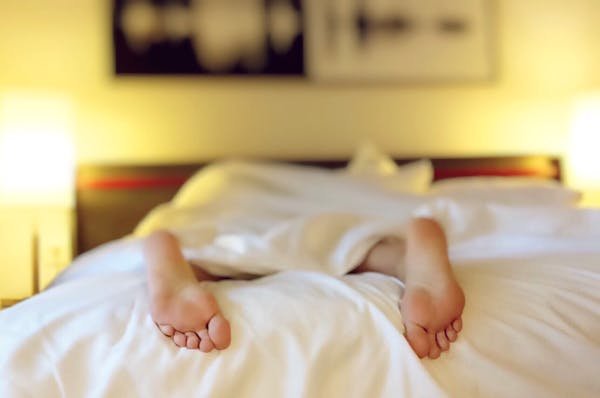 Accessoires de confort incontournables pour un sommeil réparateur